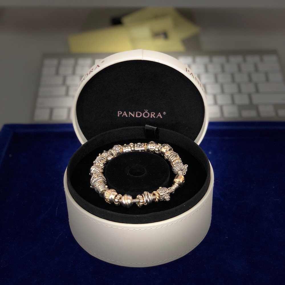 Pandora bracelet - Picture 2 of 2